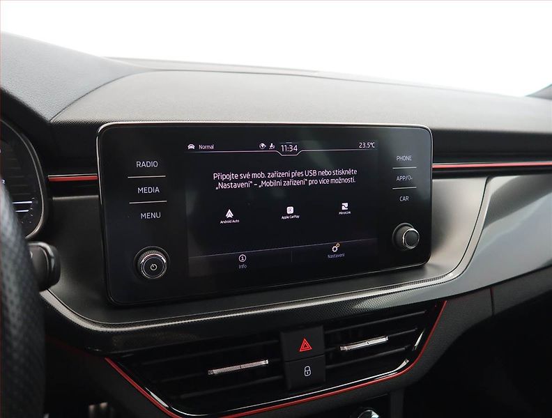 Škoda Kamiq (2021) Monte Carlo 1.0 TSI - fotka 17 z 28