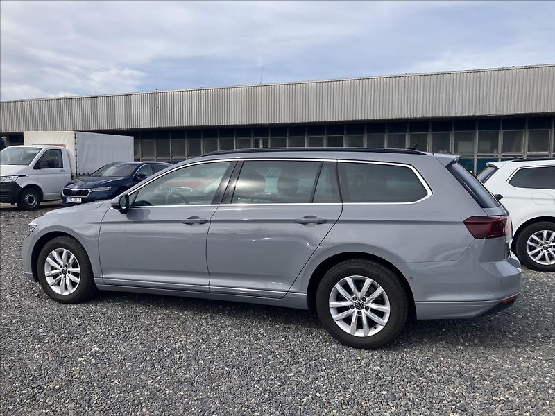 Volkswagen Passat 2,0 TAŽNÉ, KEYLESS, EL.KUFR - fotka 3 z 36