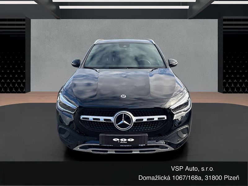 Mercedes-Benz GLA PROGRESSIVE 200d 4MATIC - fotka 8 z 21