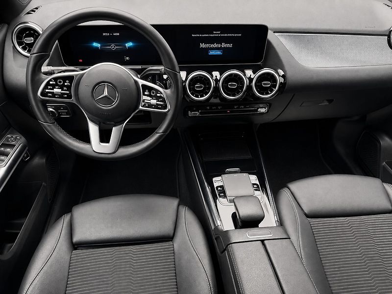 Mercedes-Benz Třídy B B 180d - fotka 9 z 15