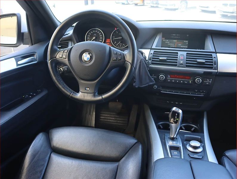 BMW X5 (2008) 3.0sd, 4X4, Automat, 7 míst - fotka 7 z 20