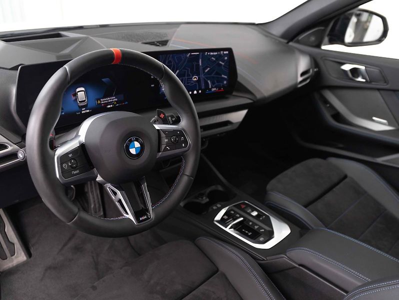 BMW Řada 1 M135 xDrive - fotka 12 z 22