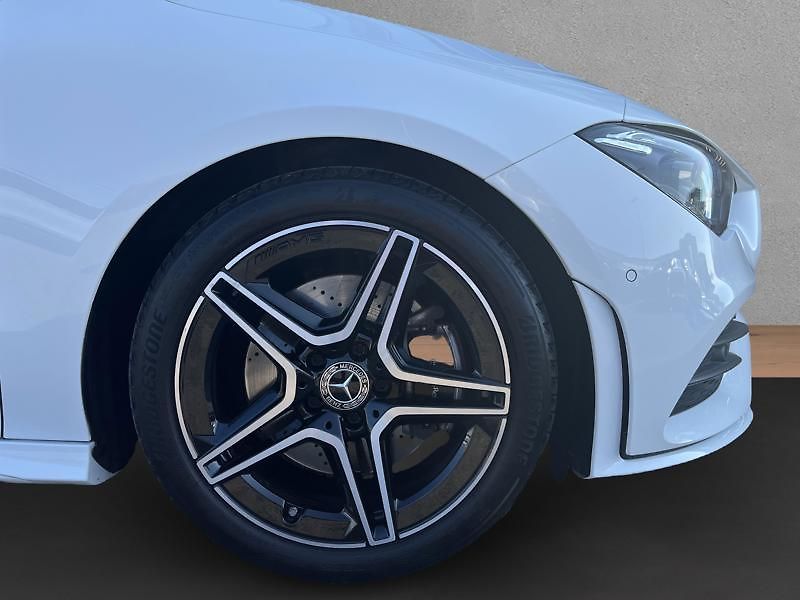 Mercedes-Benz CLA Shooting Brake 200 Shooting Br - fotka 9 z 18