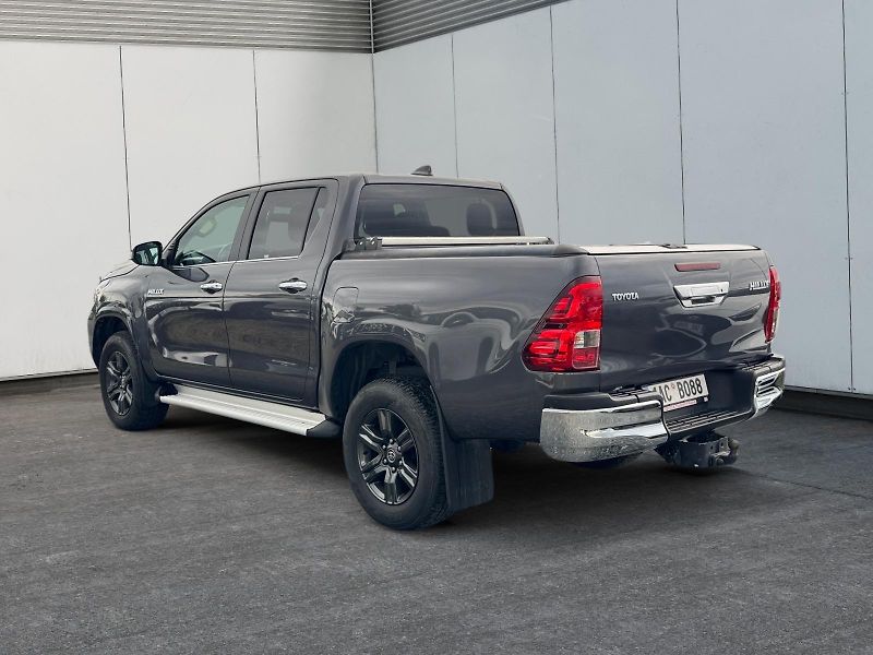 Toyota Hilux (2024) ACTIVE DC 2.8D-4D 150kW 4x4 CZ - fotka 4 z 11