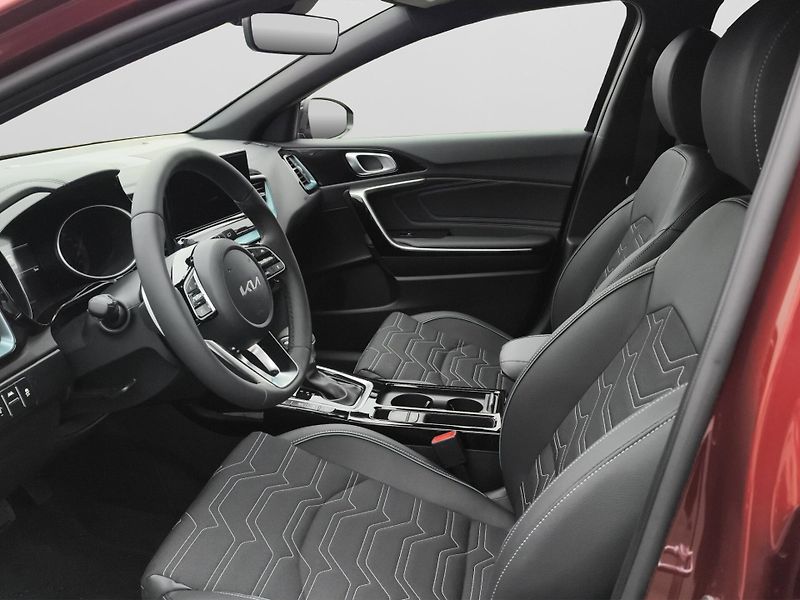Kia XCeed (2026) 1.6 T-GDI GPF 7DCT automat 150 - fotka 9 z 12