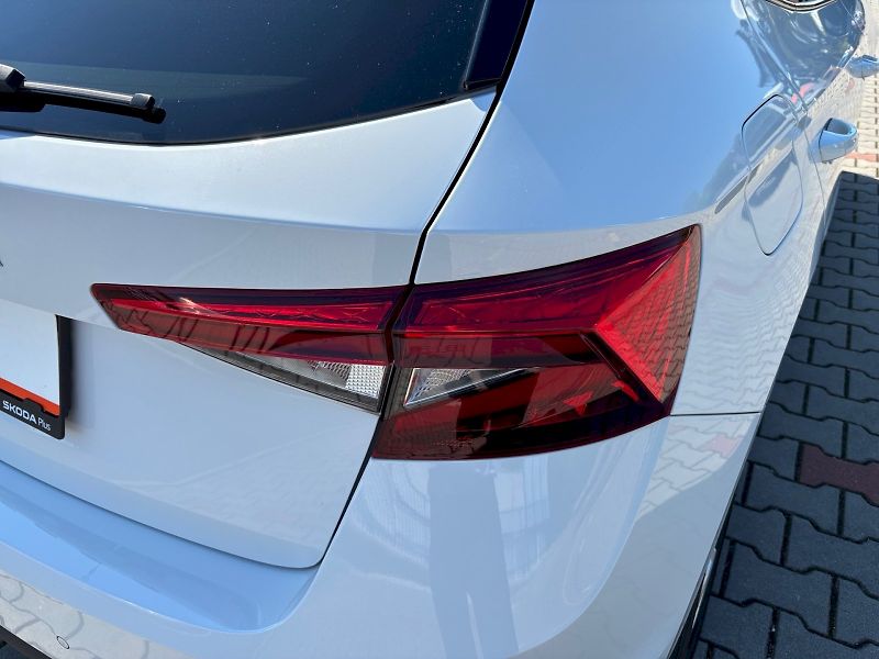 Škoda Fabia (2025) Top Selection 1.0 TSI DSG 85 k - fotka 12 z 29