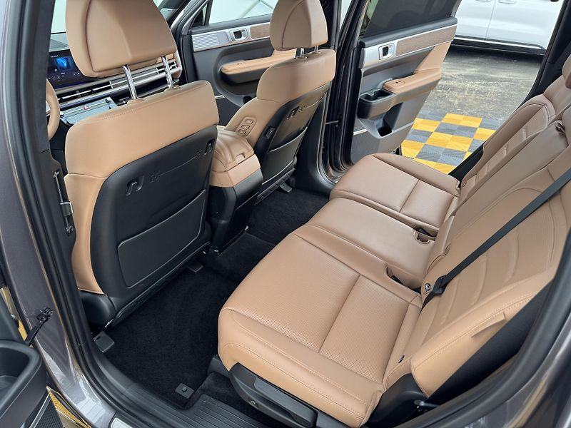 Hyundai Santa Fe 1.6*Hybrid*132kw*DPH*7Mist* - fotka 13 z 47