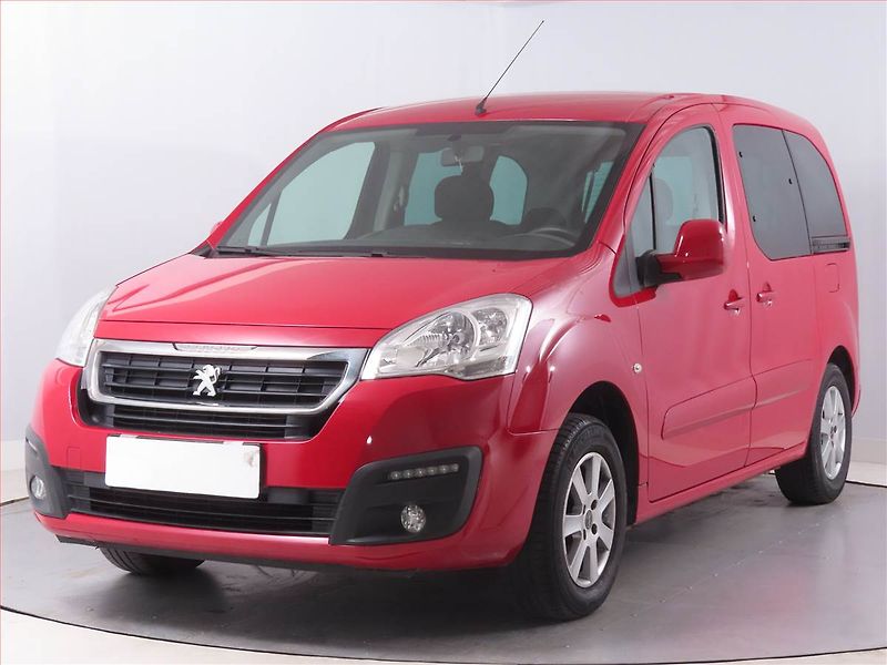Peugeot Partner (2017) Active 1.6 16V, 5Míst, ČR - fotka 2 z 13