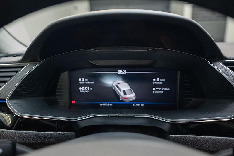 Škoda Superb 2.0 TSI 200 kW L&K - fotka 12 z 40