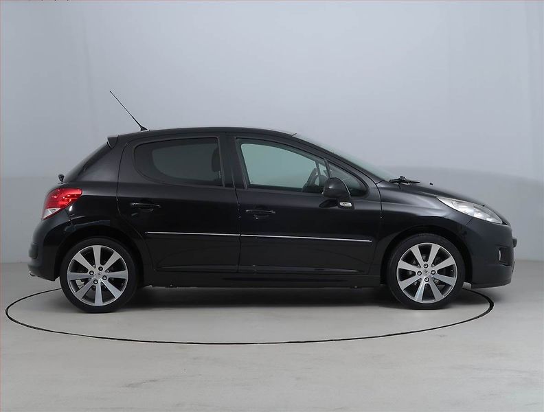 Peugeot 207 (2011) 1.6 THP, Serv.kniha, Tempomat - fotka 6 z 17