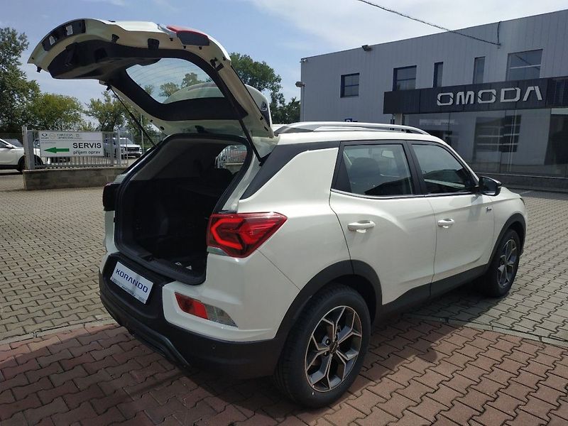 KGM Korando 1.5T, CLUB,2WD, AT, SKLADEM - fotka 8 z 36