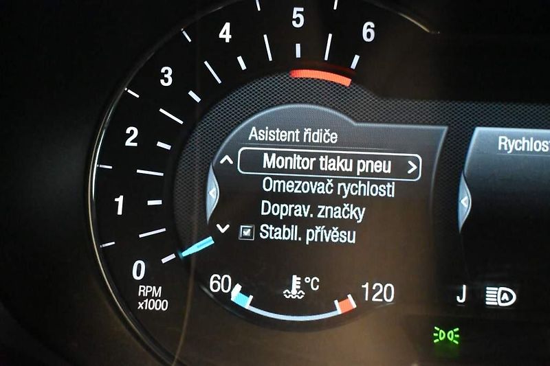 Ford S-MAX (2021) 2.0 LED Kamera Tažné 8Kol 8AT - fotka 25 z 33