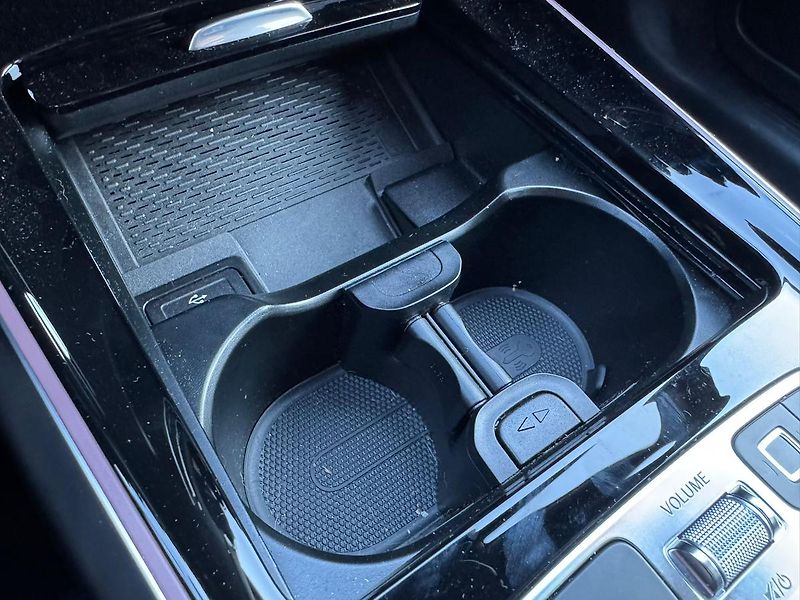 Mercedes-Benz EQA 250+, 1.majitel, CZ - fotka 11 z 23