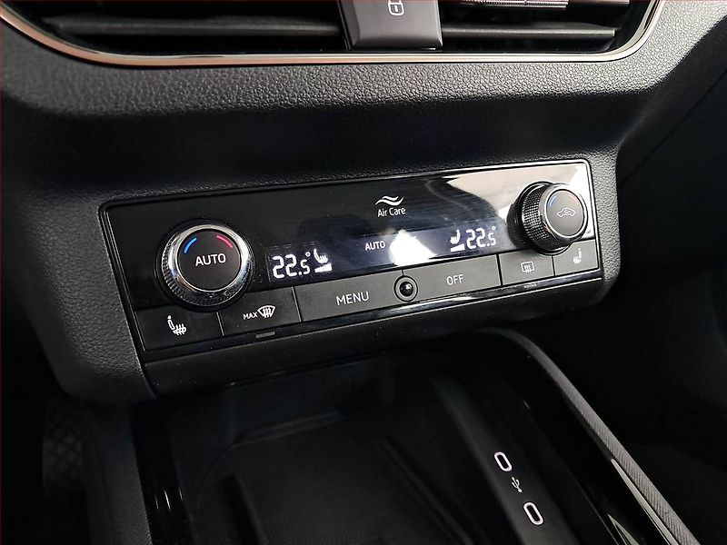 Škoda Scala (2023) 1.5 TSI - fotka 16 z 21