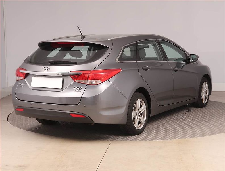 Hyundai i40 (2013) 1.7 CRDi, Tempomat - fotka 5 z 14