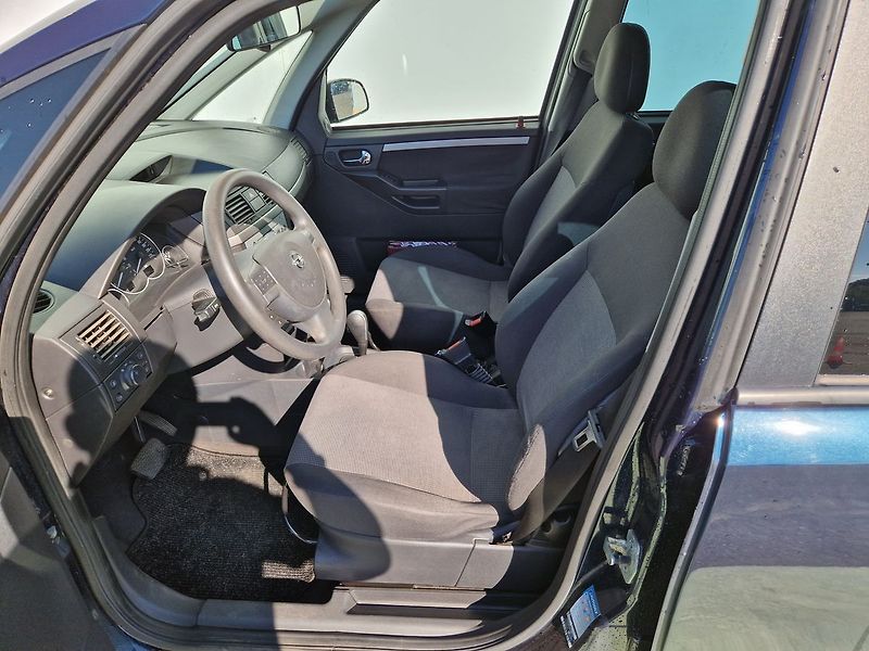Opel Meriva 1.6 16V Automat - fotka 18 z 28
