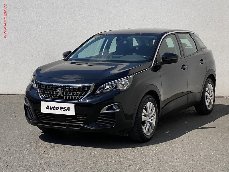 Peugeot 3008 (2020) 1.2PT, Active, AT - fotka 3 z 17