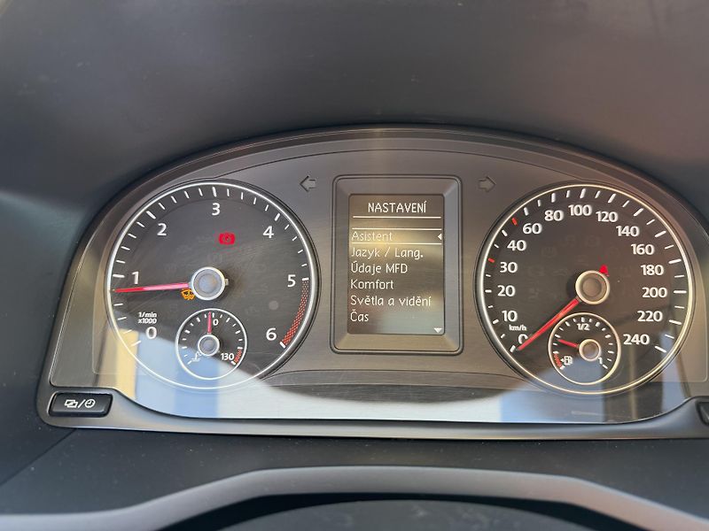 Volkswagen Caddy (2016) 2,0TDI LED 1MAJITEL r.1949 - fotka 53 z 76