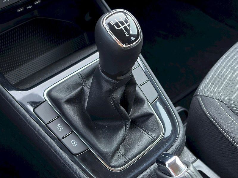 Škoda Fabia (2025) 1.0 TSI / 70 kW / SELECTION - fotka 23 z 32