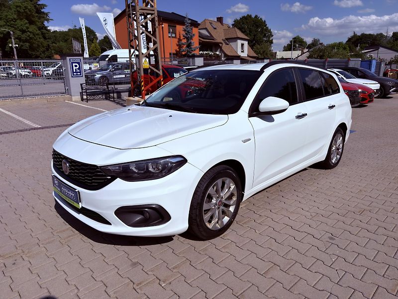 Fiat Tipo 1.4-70KW,KLIMA,NOVÉ BRZDY+PNEU - fotka 3 z 24