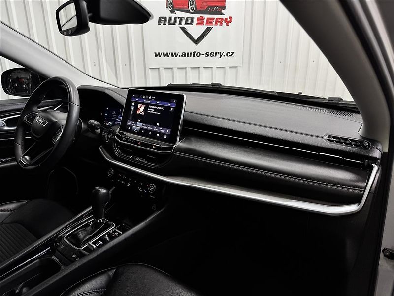 Jeep Compass 1.3 T4 4xE HYBRID LIMITED DPH - fotka 39 z 43