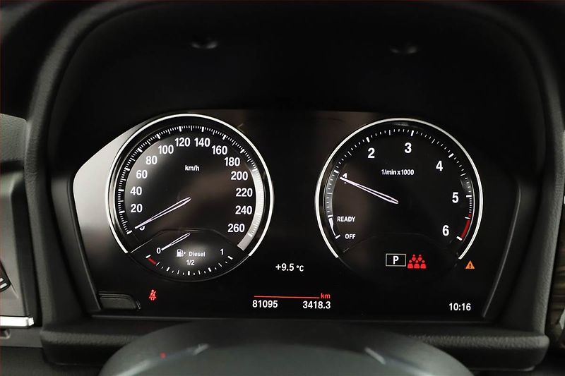 BMW Řada 2 (2023) 216d Gran Tourer - fotka 16 z 19
