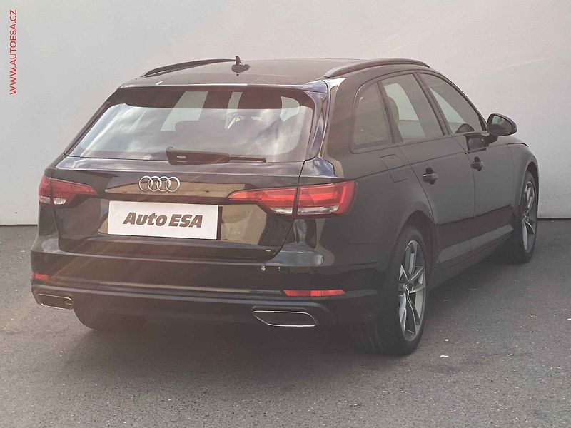 Audi A4 (2019) 2.0 TDi quattro, Sport, AT - fotka 4 z 19