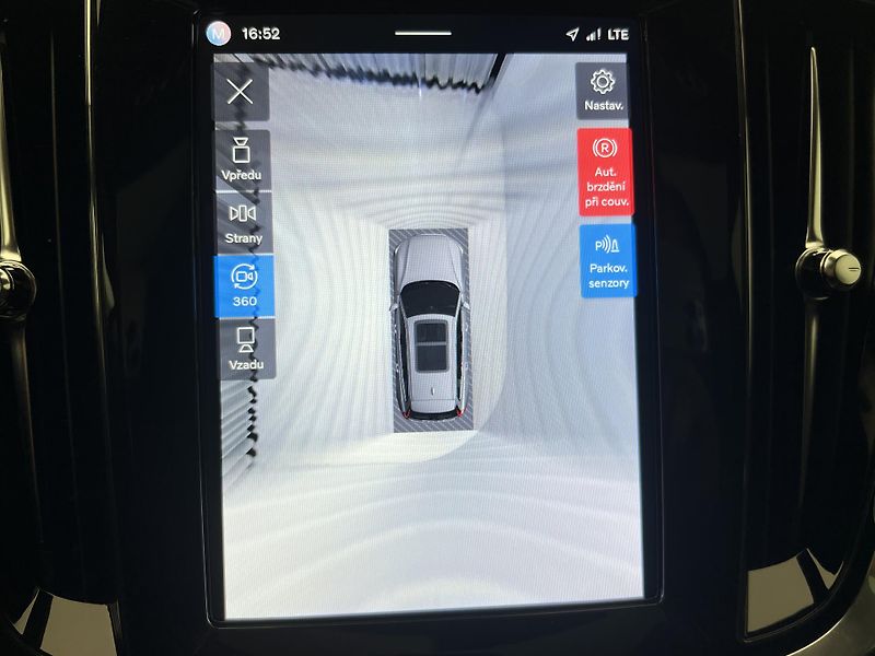 Volvo V60 B4 PLUS DARK AUT 1.maj. - fotka 30 z 45