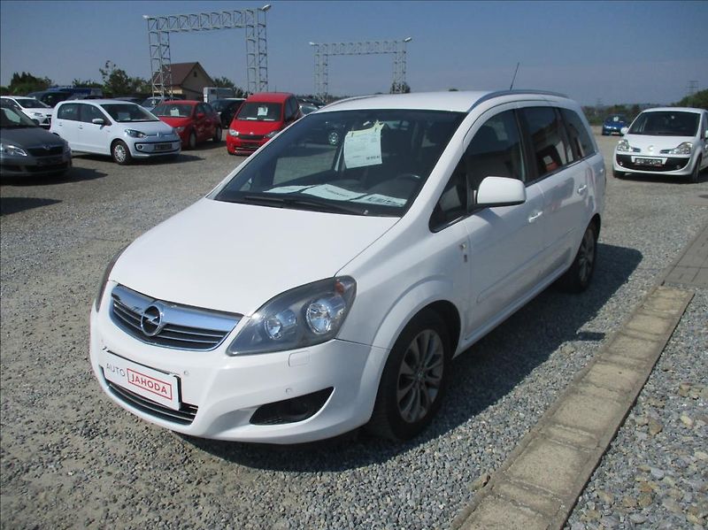 Opel Zafira 2,2 i, klima,serv.kn,7míst, - fotka 3 z 32