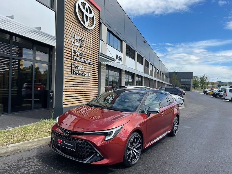 Toyota Corolla 2.0 Hybrid GR SPORT - fotka 7 z 28