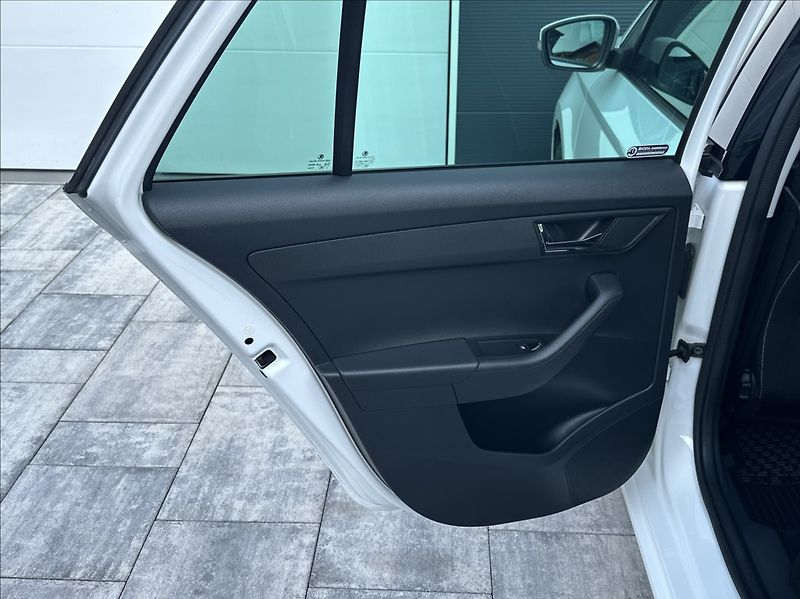 Škoda Fabia 1,0 TSI 95PS  Ambition Top - fotka 15 z 52