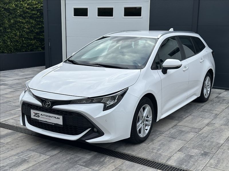 Toyota Corolla 1,2 Turbo 115PS  TS Comfort - fotka 2 z 53