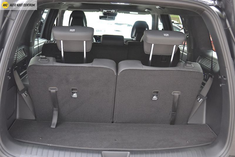 Hyundai Santa Fe 1.6T-GDI HEV 4WD CALLIGRAPHY 7 - fotka 41 z 95