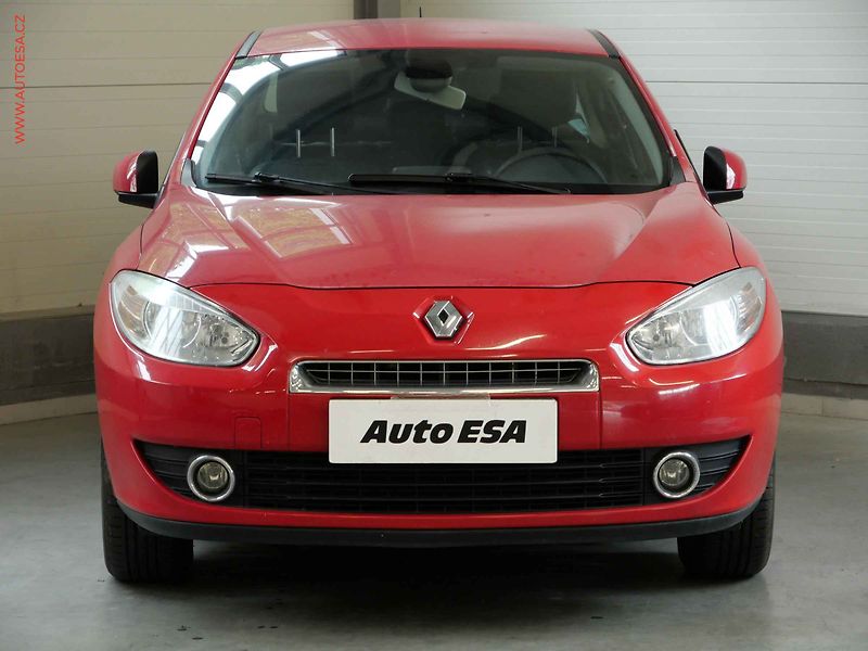 Renault Fluence (2010) 1.6i, ČR, Navi, AC - fotka 2 z 21