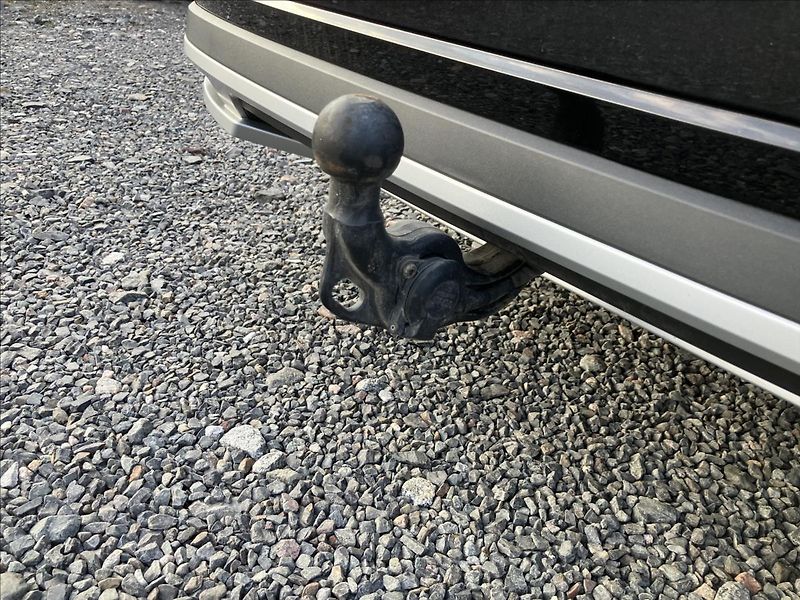 Škoda Octavia 2,0 SCOUT,TAŽNÉ,WEBASTO,CANTON - fotka 12 z 44