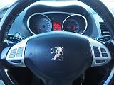 Peugeot 4007 (2010) 2.2 HDI, 115 kW, 4x4, 7 míst - náhled 20