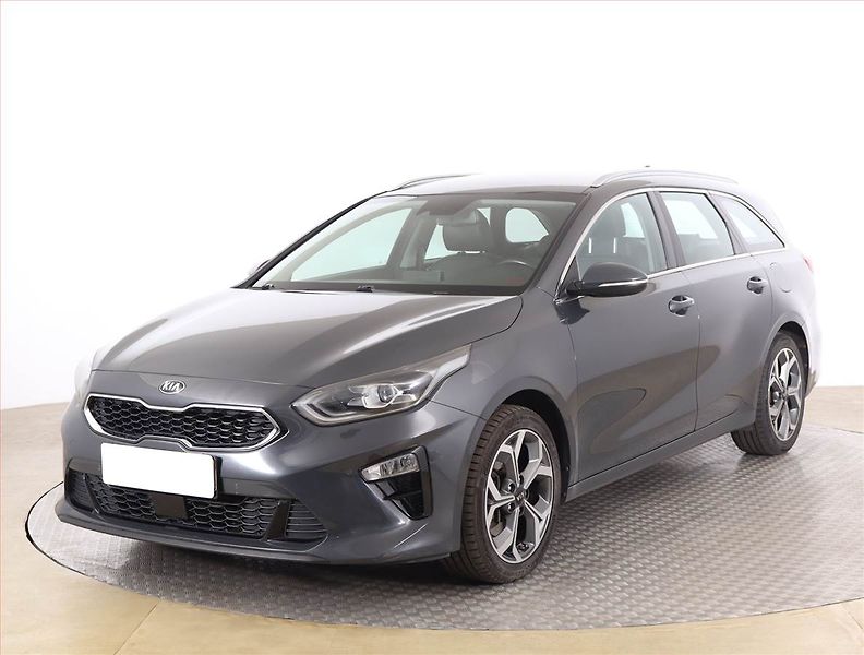 Kia Ceed (2019) Platinum 1.6 CRDi, Navi - fotka 2 z 18