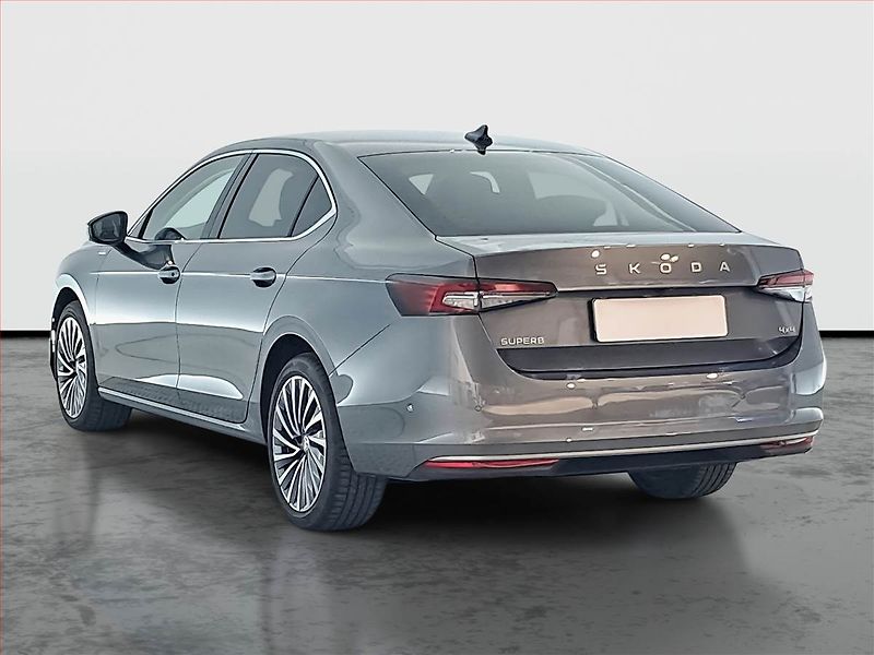 Škoda Superb (2024) 2.0 TDI - fotka 4 z 27