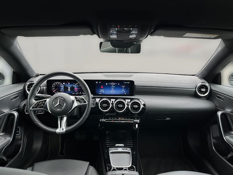 Mercedes-Benz CLA Třída 200 d kupé Progressive L - fotka 14 z 21