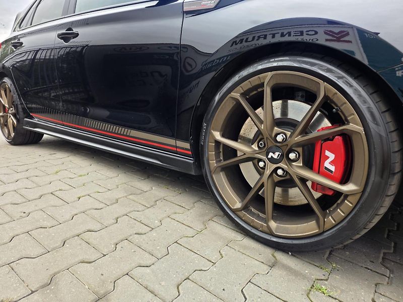 Hyundai i30 2.0-N-206kw-LIMIT EDICE 25ks - fotka 18 z 40