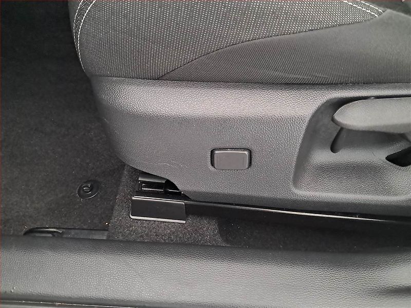 Toyota Corolla (2025) Comfort 1.8 Hybrid - fotka 20 z 22