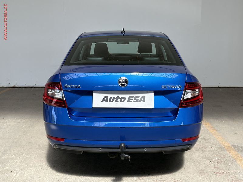 Škoda Octavia (2018) 1.6TDI, ČR, DSG - fotka 5 z 16
