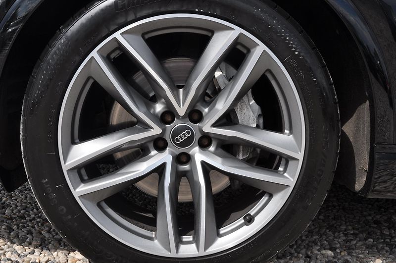 Audi Q7 3.0TFSi 245kW 4x4 S-line 7.mís - fotka 25 z 28