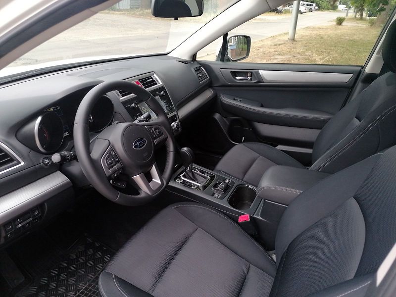 Subaru Outback (2015) 2.0D Comfort Navi CVT MY2015 - fotka 7 z 10