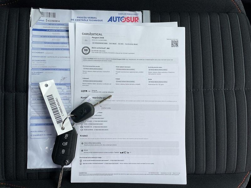 Peugeot 2008 (2021) 1.2PT 74kW! 1.maj! Navi! LED! - fotka 17 z 32