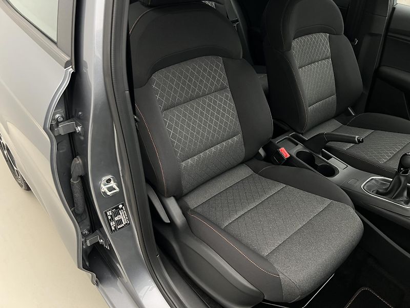 MG MG3 1.5 ICE ELEGANCE 1.maj. CZ - fotka 18 z 38