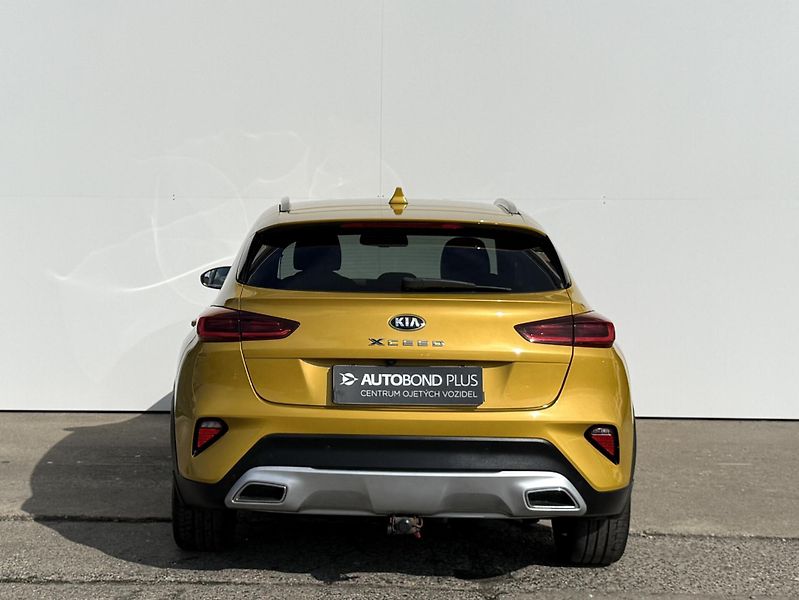 Kia XCeed 1.5 T-GDI 117kW DCT Spring Edi - fotka 9 z 22