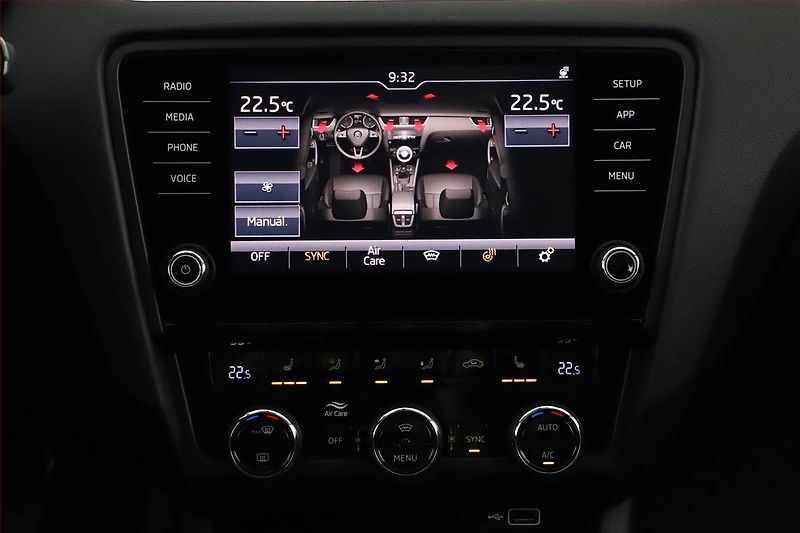 Škoda Octavia (2020) Style 1.6 TDI, Kůže, Tempomat - fotka 12 z 14