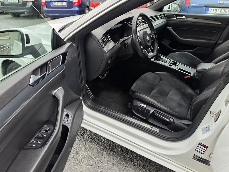 Volkswagen Arteon 2.0 TDI R-Line TZ Led Alcantra - fotka 14 z 19
