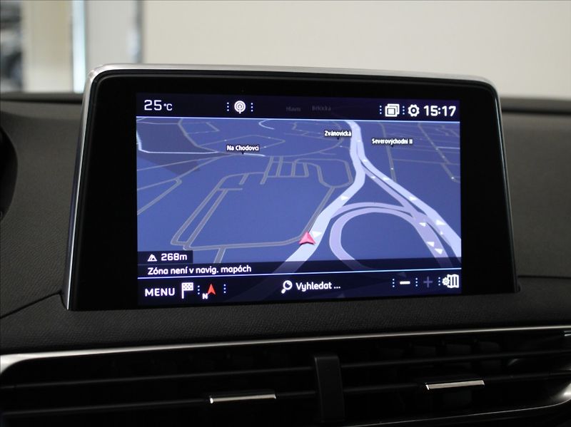 Peugeot 5008 1,5 HDi 96kW AT Allure PANO.7m - fotka 13 z 26